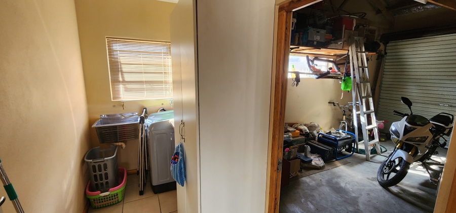 2 Bedroom Property for Sale in Swellendam Western Cape